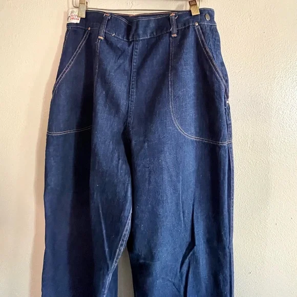 Vintage Blue Jeans - Picture 11 of 13